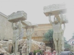 293595_2450568581537_1777969231_n