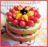 Fruit_and_Cream_Cake_