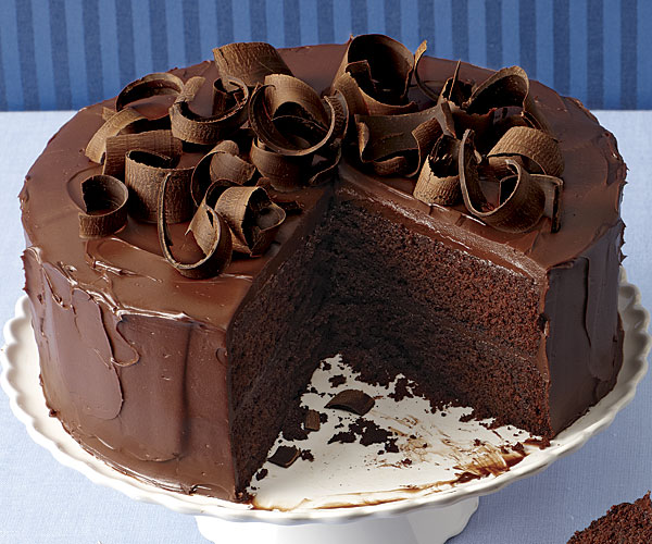 Satisfy Your Sweet Tooth With An Egg Less Chocolate Cake !