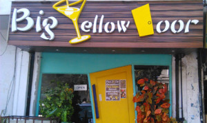 A walk in Satya Niketan, Delhi!