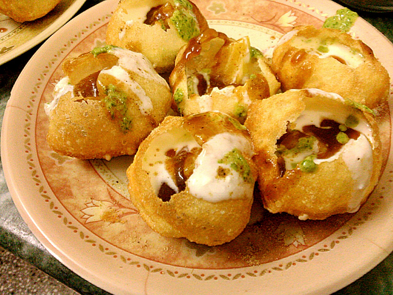 4 things that make Gol Gappe the best | Crave Bits