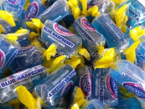 Jolly_Ranchers_Blue_Raspberry_2_w__34650.1405410492.1280.1280