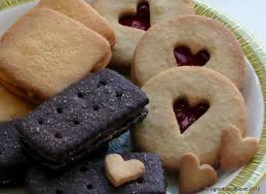 Biscuits:Easy-to-carry and Easy-to-store