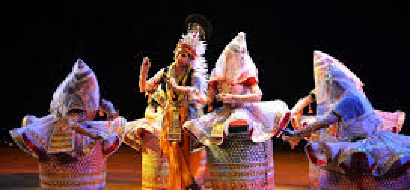 MANIPUR:IN THE LAND OF JEWELS