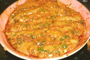 tagine-chicken-marinating