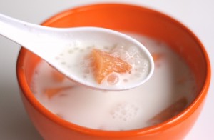 tapioca-pearls-and-coconut sauce